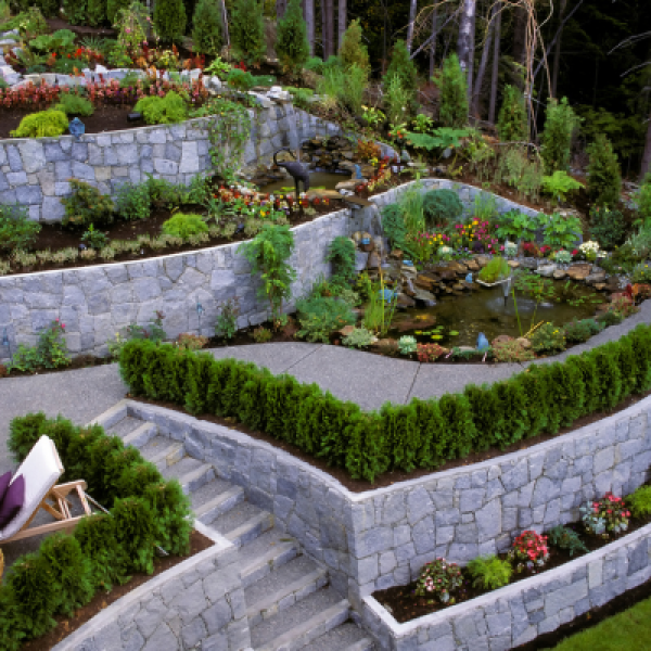 How Retaining Walls Solve the Biggest Yard Problems in Marion Oaks