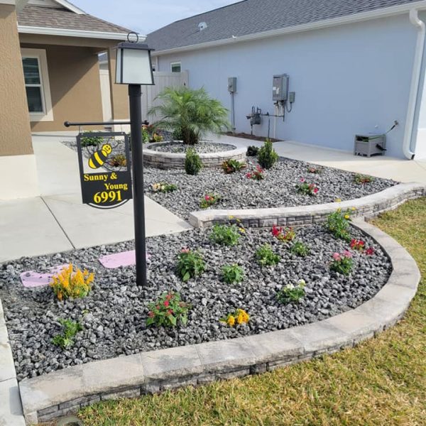Landscape curbing